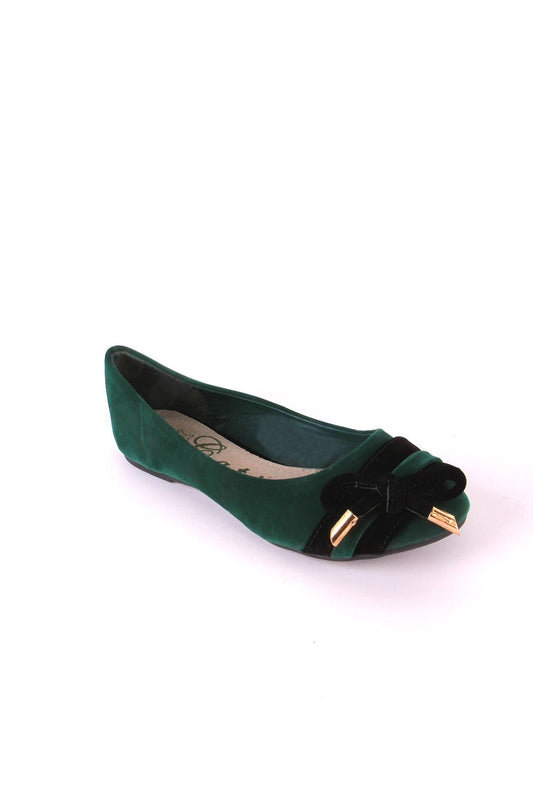Side Bow Pumps